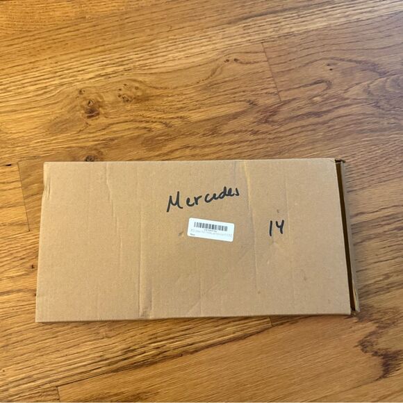 Mercedes Benz License Plate Frame in Flat Black Set of 2 NWT - Picture 5 of 5